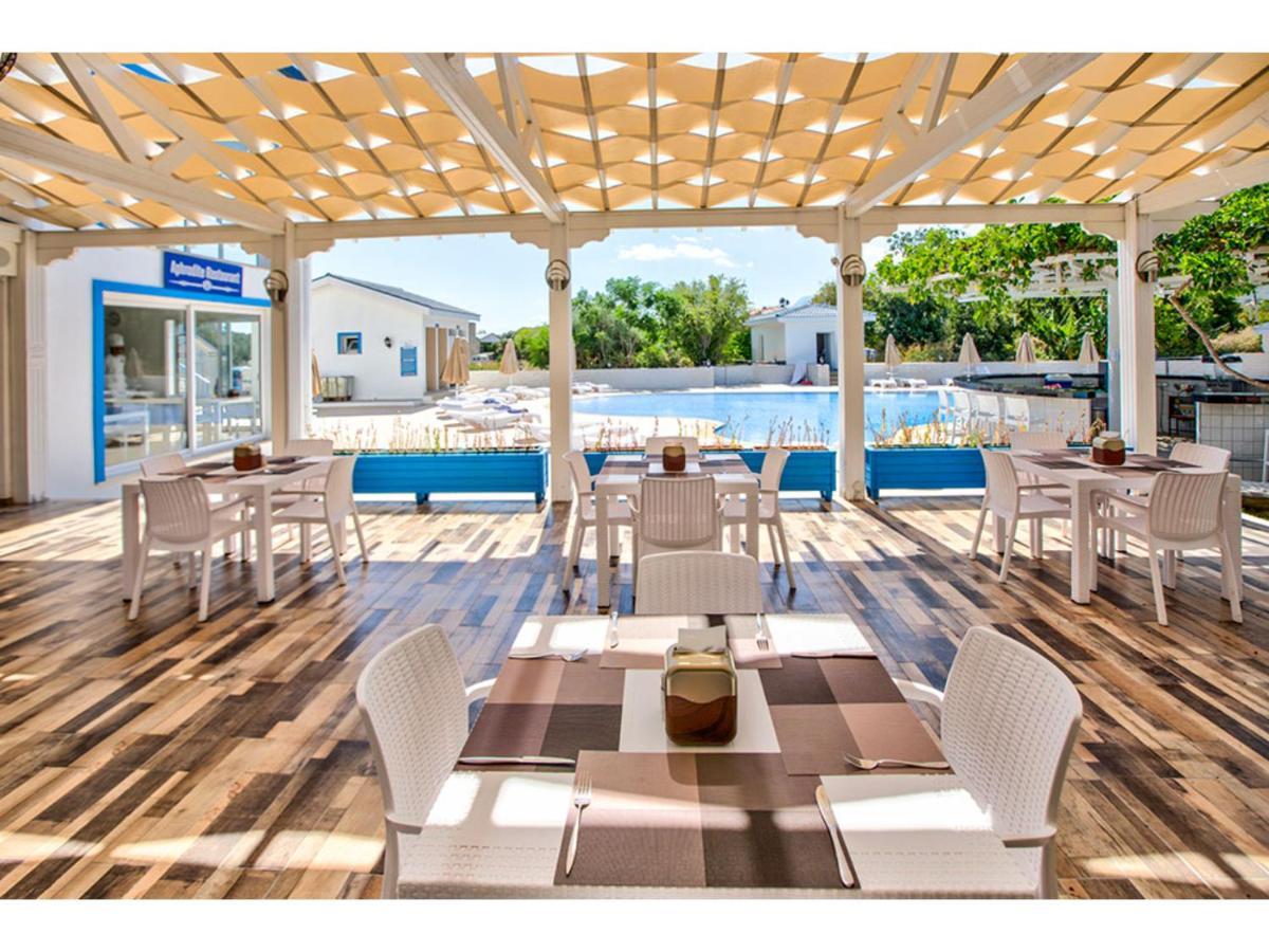 Queen Aphrodite Hotel Karpasa Esterno foto