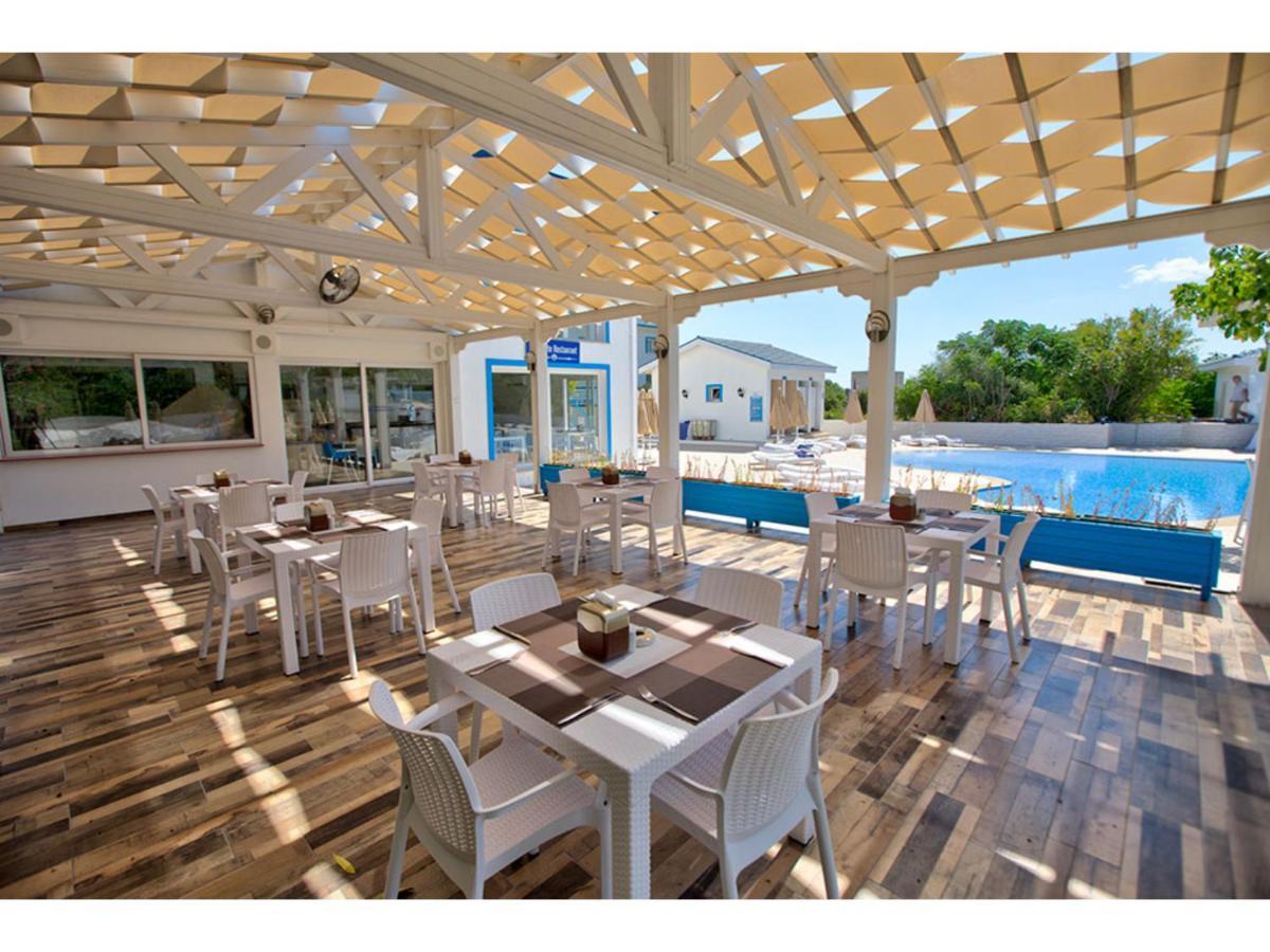 Queen Aphrodite Hotel Karpasa Esterno foto